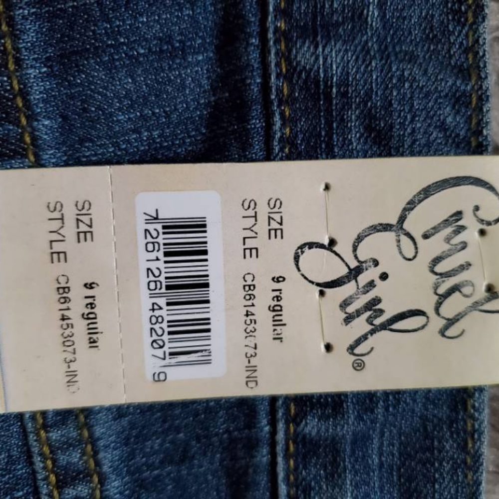 Brand New Cruel girl Jean's size 9!